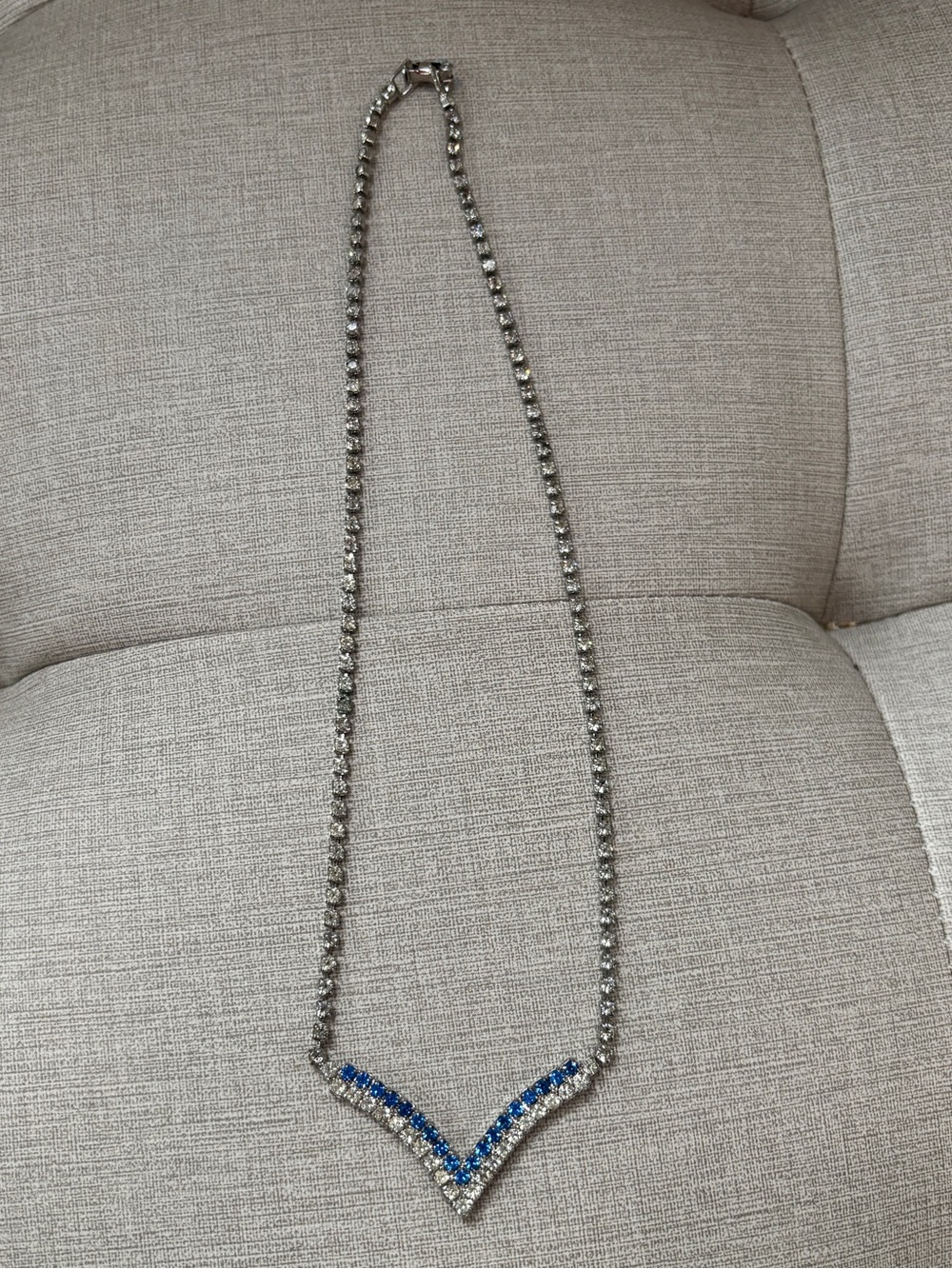 V-shaped Rhinestone Necklace with Blue Accents